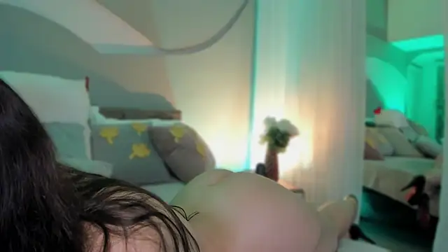 دردشة Nicolle_W الجنسية المباشرة