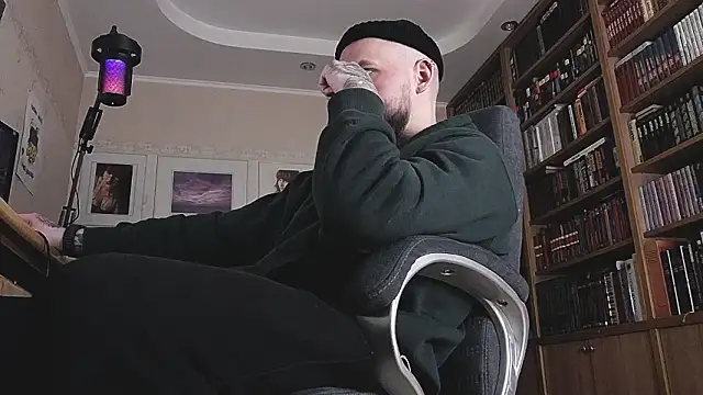 FindomJason live XXX chat