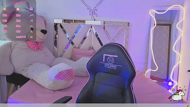 دردشة SABRIINA_TAY الجنسية المباشرة