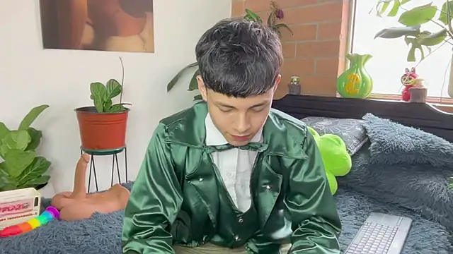 Andy_Belier23 élő XXX-chatje