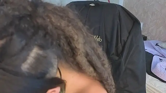 Chat XXX en directo de _sharlotte777