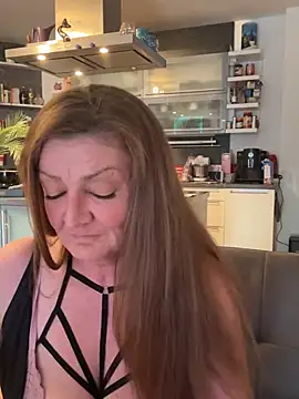 Milf-Gabi Live XXX-Chat