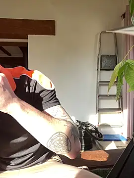 Chat +18 de Piratee666 ao vivo