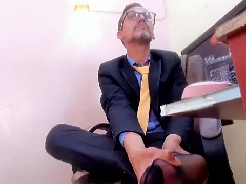 Oswalldo__ 现场XXX聊天