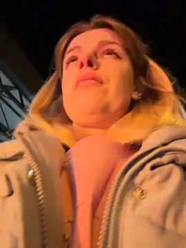 HarrietDart Show in webcam