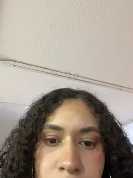 XXX chat uživo modela Annie_roselle