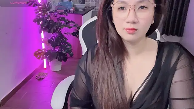 Chatroom XXX en direct de Ni-Ni_2K