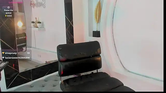 Vicky_Hottman Chat XXX in diretta