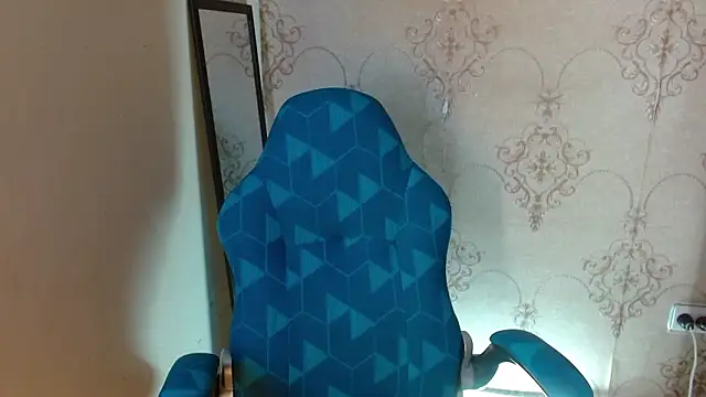 Kaytlin_James: онлайн-секс-чат