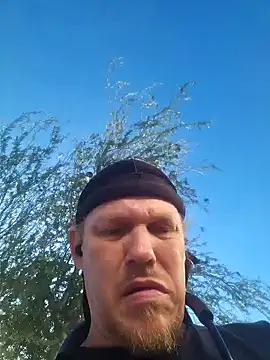 yourMasterisBored Webcam Show