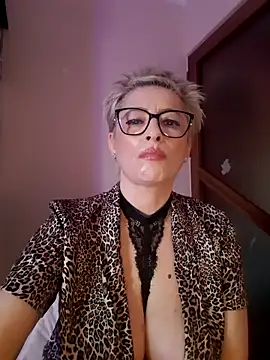 Chat XXX en directo de LunaBlaise