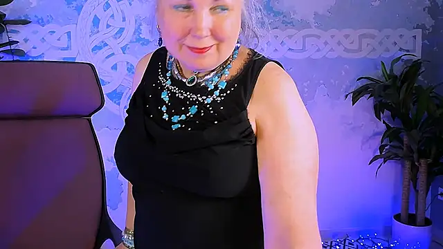 LilaMaharani's Live XXX Chat