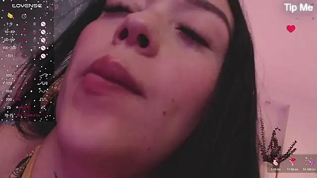 ViolettaHotLatin_ live XXX chat