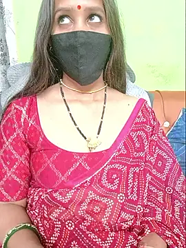 SareeQween143 Live XXX-Chat