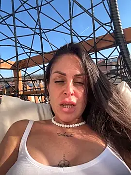 AmandaArt Show in webcam