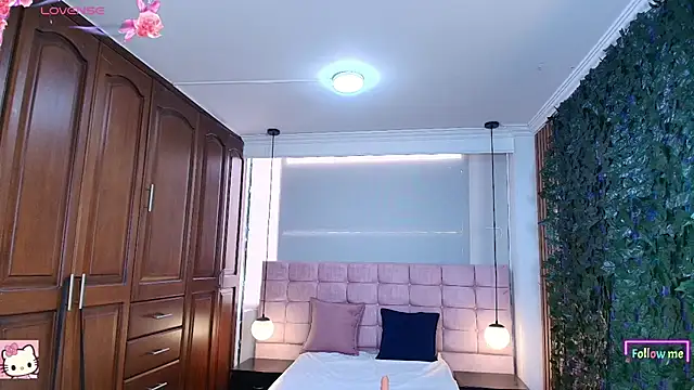 ShayMilleer live XXX chat