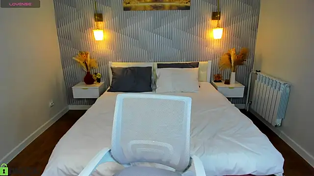 Chatroom XXX en direct de Ella-Ley