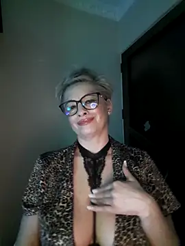 دردشة LunaBlaise الجنسية المباشرة