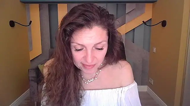 EllaLong Obrolan Langsung XXX