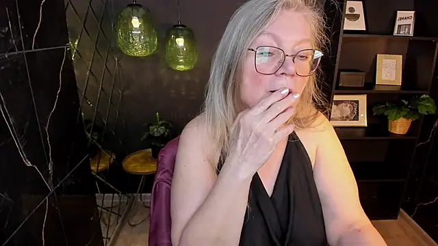 NataliMellow 现场XXX聊天