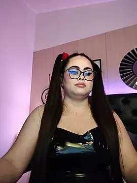 LolaVillalobos' Live XXX Chat