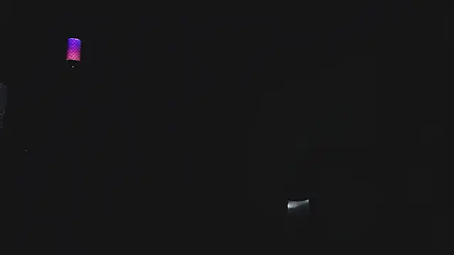 Pokazy przed kamerką – FindomJason