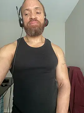 Fathero1timeのライブXXXチャット