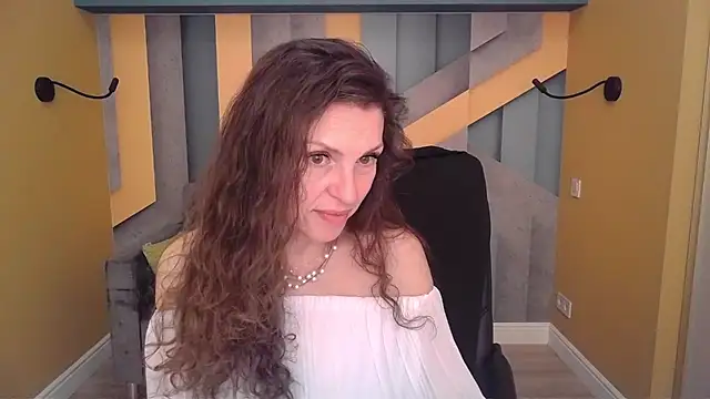 EllaLong Chat XXX live