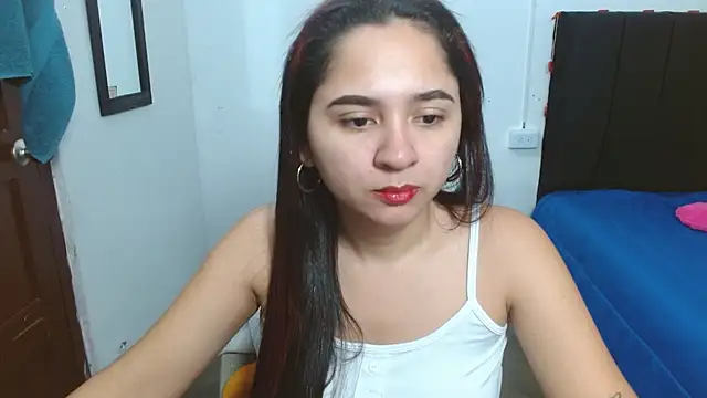 Chatroom XXX en direct de Thalian