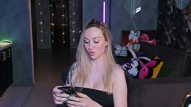 Blckmirrorr's Live XXX Chat