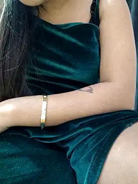 Roshni_98 Adlı Modelin Web Kamerası Şovu