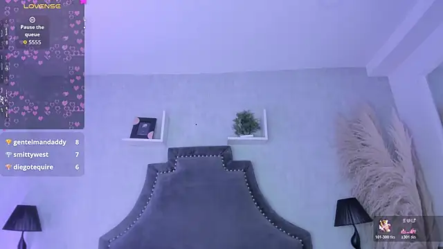 Онлайн чат XXX KarelyMitchel