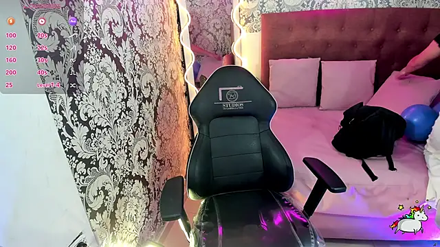 Chatroom XXX en direct de ZAAFIRA_TAY