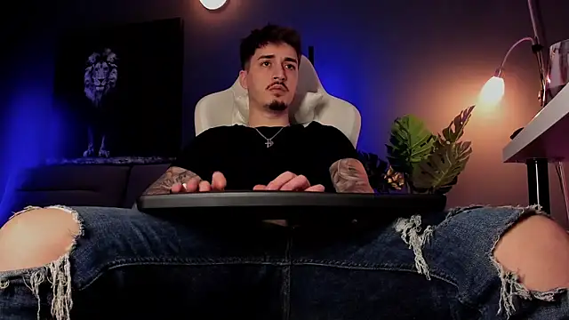 uptomatty Webcam show