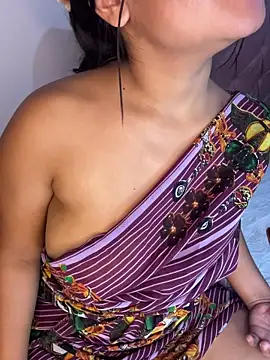 Chat XXX en directo de shara_queen1