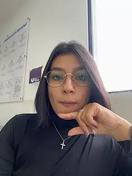 Chatroom XXX en direct de AlyssaRay