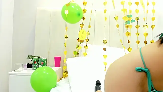 Chat +18 de violetta_cutest_ ao vivo