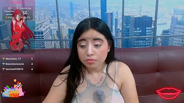 Chat +18 de angelhotlatina18 ao vivo