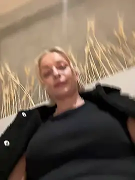 VikaBunny1 Chat XXX in diretta