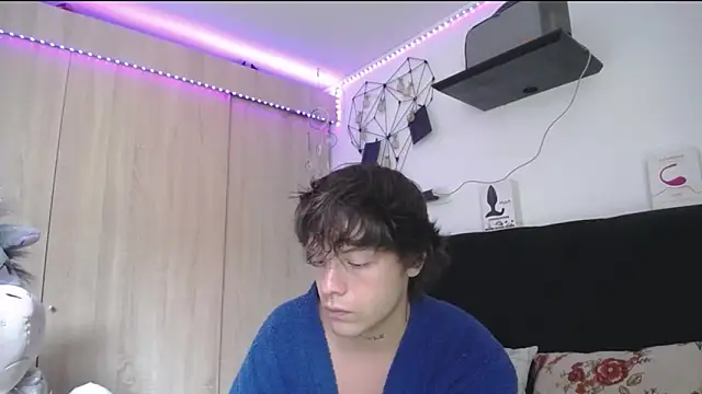 Santiago_kiler Adlı Modelin Web Kamerası Şovu