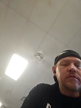 yourMasterisBored webcam show