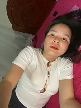 Ivy_Trix2 live XXX chat