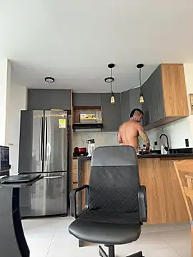 fitnolan Adlı Modelin Canlı XXX Sohbeti