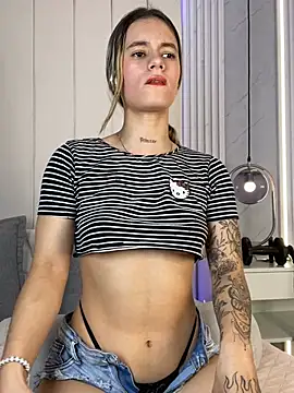 Chatroom XXX en direct de JuliaColemann