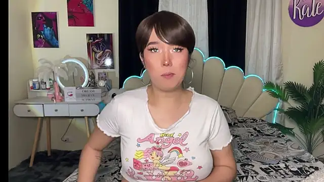 xAngelicKatex 在線直播表演