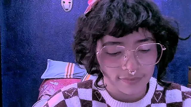 NinaYellow's Live XXX Chat