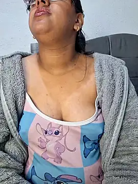 ZaidaWet's Live XXX Chat