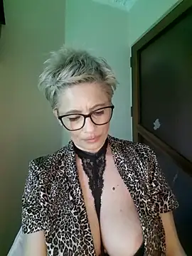 LunaBlaise's Live XXX Chat