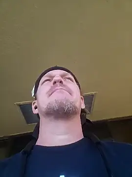 yourMasterisBored Webcamshow