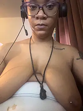 nickytheehawtie Obrolan Langsung XXX